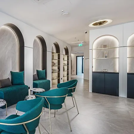 Palatium Apartmanhotel 4*