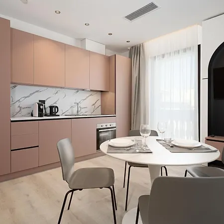 Palatium Aparthotel
