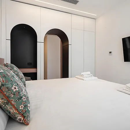 Palatium Aparthotel 4*