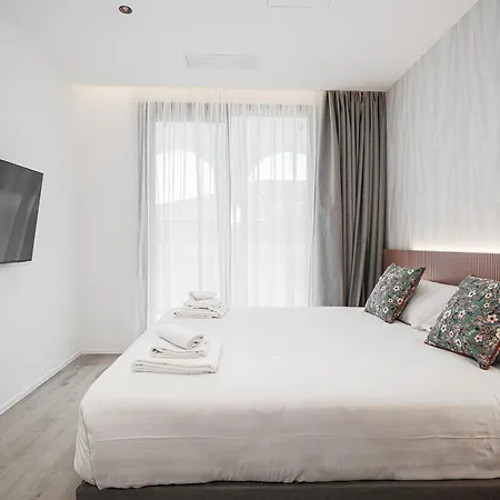 Palatium Aparthotel 4*